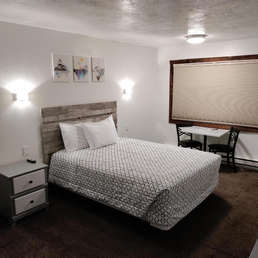 High Desert Inn Salina Kültér fotó